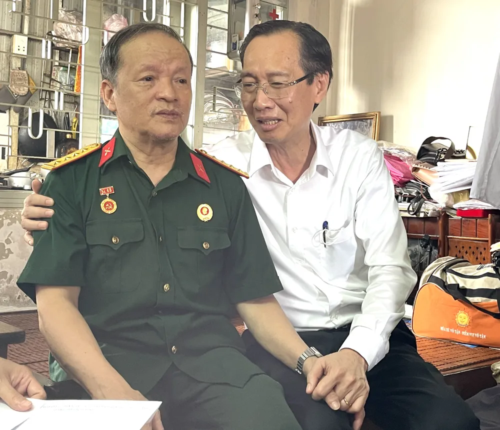 Lãnh đạo TPHCM thăm Mẹ Việt Nam anh hùng, gia đình chính sách ảnh 5