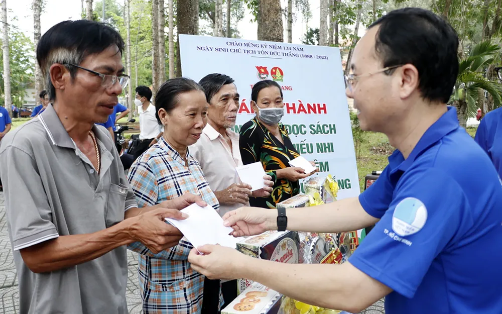 Kết nạp Đảng cho chiến sĩ tình nguyện tại tỉnh An Giang ảnh 3