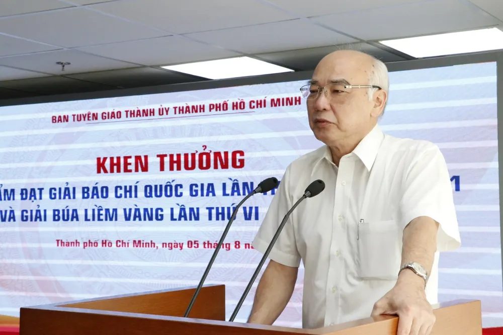 TPHCM khen thưởng bổ sung tác phẩm đoạt giải Báo chí quốc gia và Búa liềm vàng ảnh 3