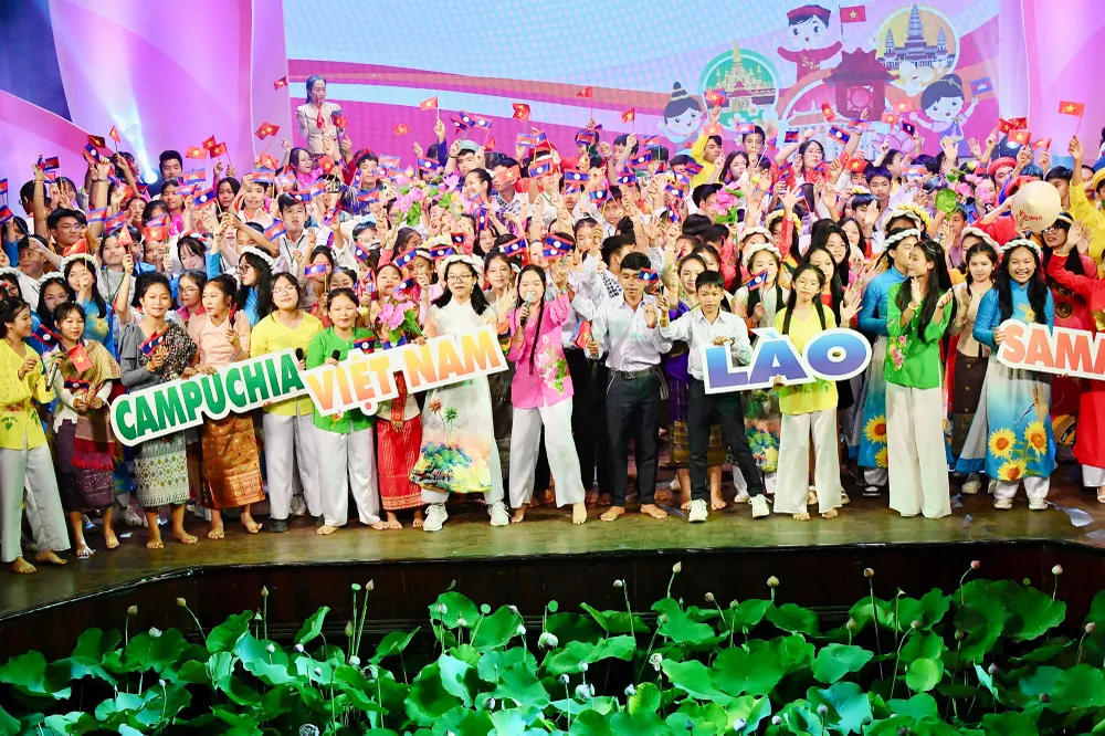 Thường trực Ban Bí thư Võ Văn Thưởng: Đảng và Nhà nước dành những điều tốt đẹp nhất cho thiếu nhi ảnh 5