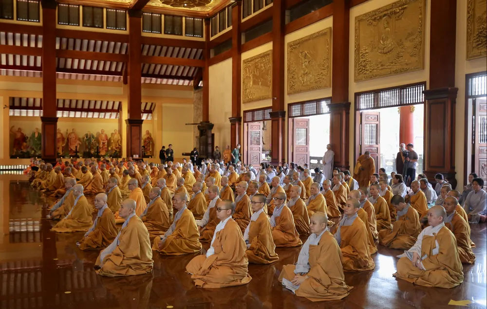 Tưởng niệm, kỳ siêu đồng bào tử vong và cán bộ, chiến sĩ hy sinh trong đại dịch Covid-19 ảnh 3