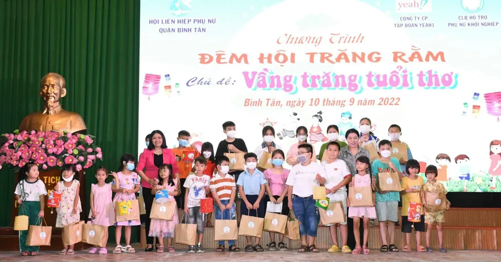 Nhiều hoạt động chăm lo thiếu nhi có hoàn cảnh khó khăn, trẻ mồ côi vì dịch Covid-19 ảnh 1