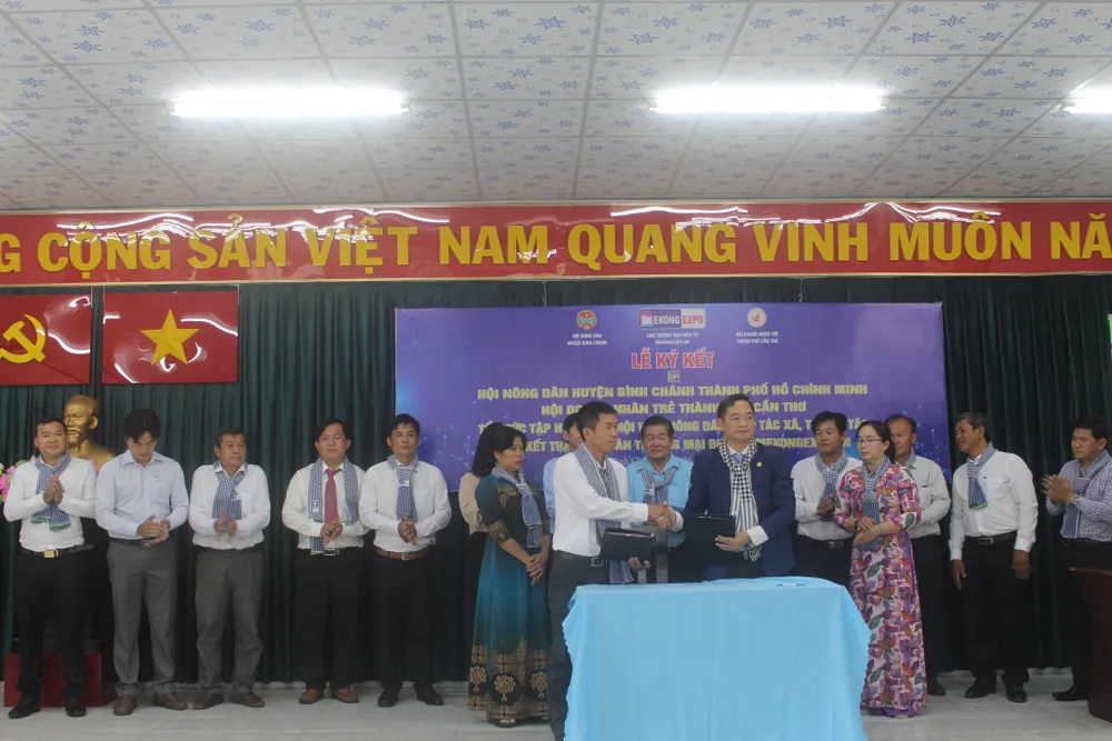 Đưa sản phẩm OCOP lên sàn thương mại điện tử ảnh 1