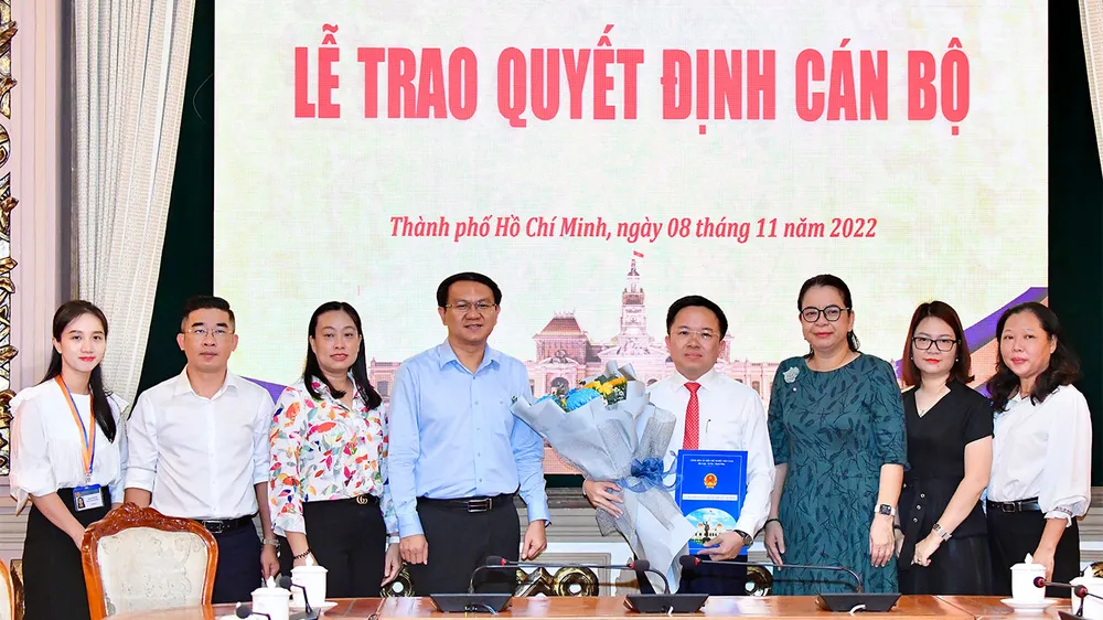 Điều động Phó Giám đốc Sở TT-TT TPHCM Từ Lương đến công tác tại VTV ảnh 3