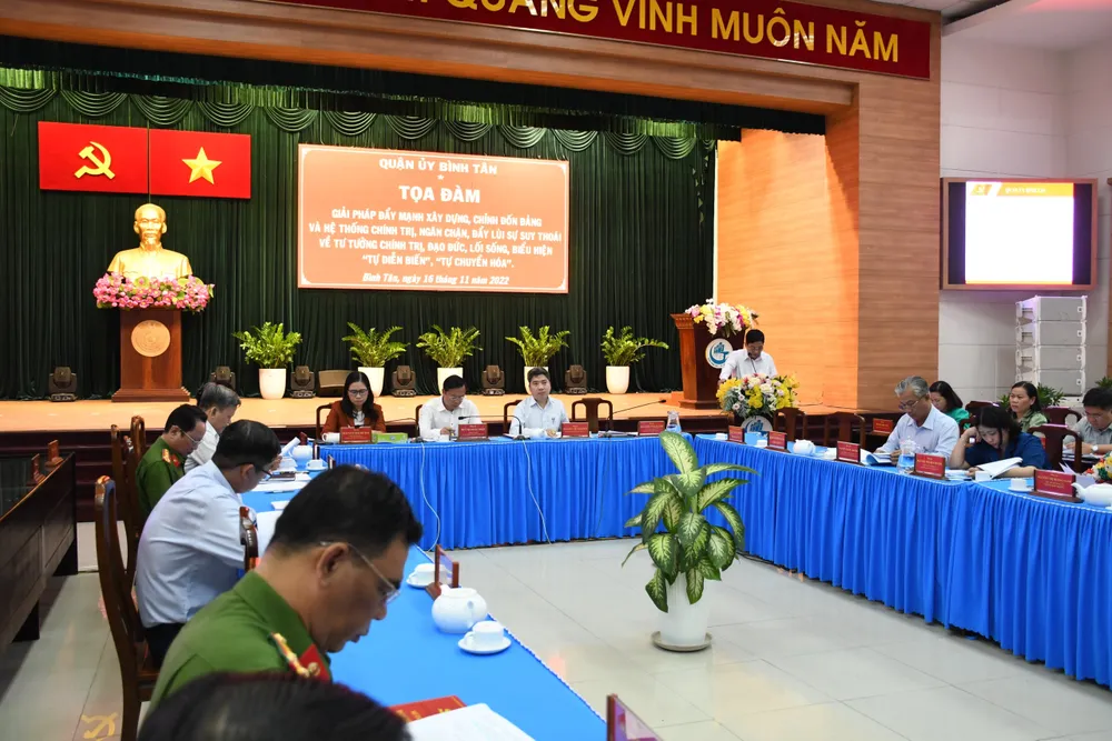 Dựa vào dân để quản lý cán bộ, đảng viên ảnh 3