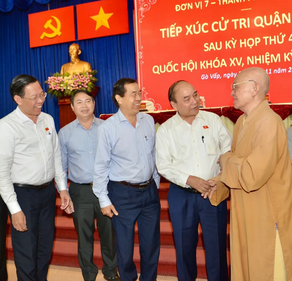 Chủ tịch nước Nguyễn Xuân Phúc: Cương quyết không để dự án treo kéo dài ảnh hưởng đến đời sống người dân TPHCM ảnh 2