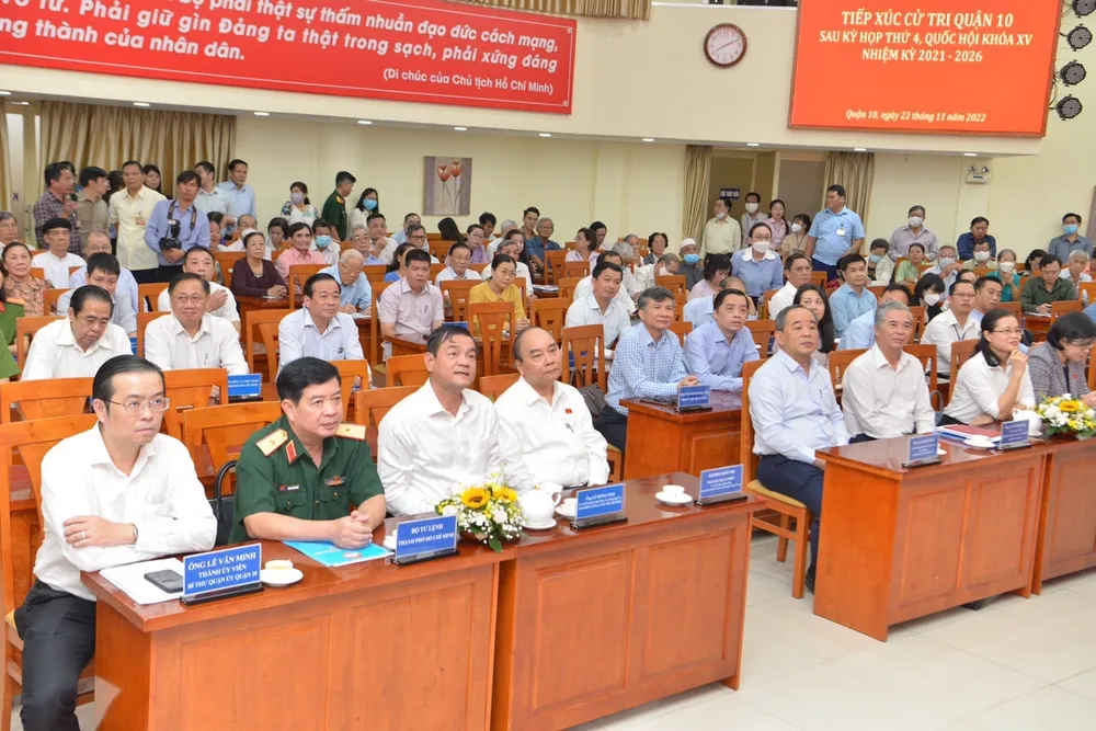 Cử tri đề nghị xử lý nghiêm hành vi bao che, cản trở công tác phòng chống tham nhũng, tiêu cực ảnh 4