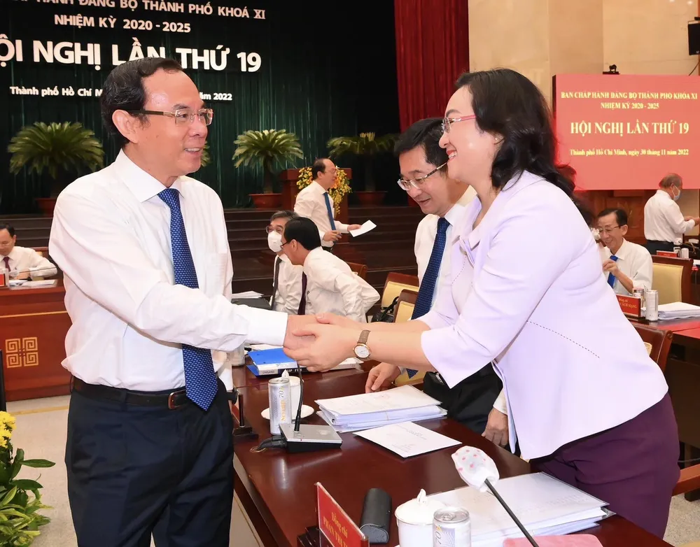 Hội nghị Thành ủy TPHCM lần thứ 19: Tìm giải pháp để TPHCM phát triển nhanh, bền vững ảnh 3