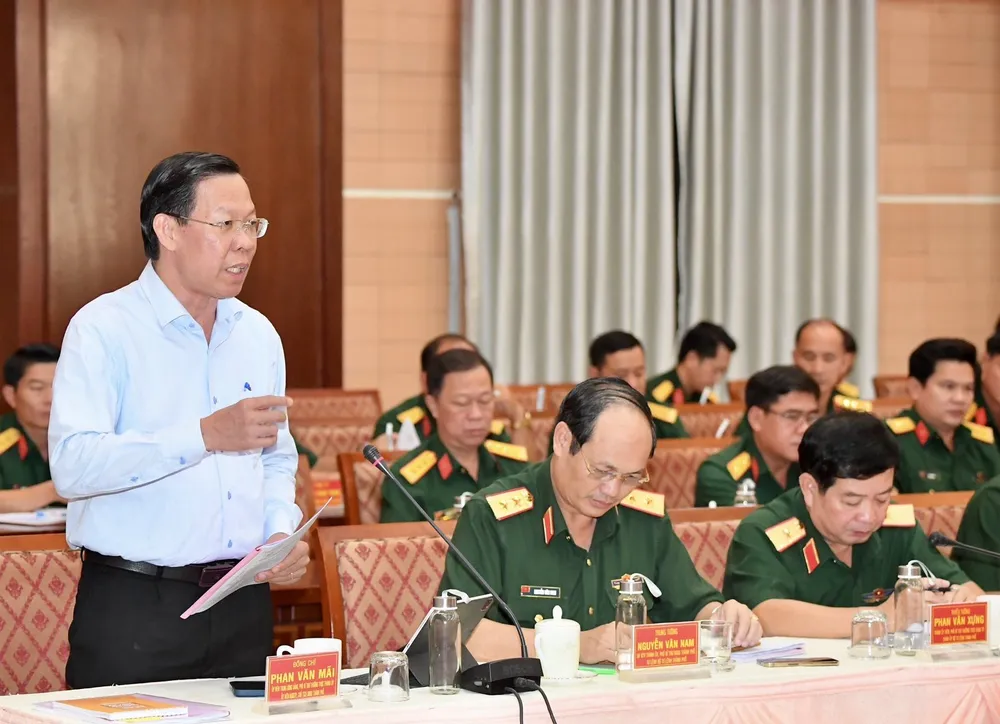 Bí thư Thành ủy TPHCM Nguyễn Văn Nên: Quan tâm chăm lo, hỗ trợ công nhân mất việc ảnh 4