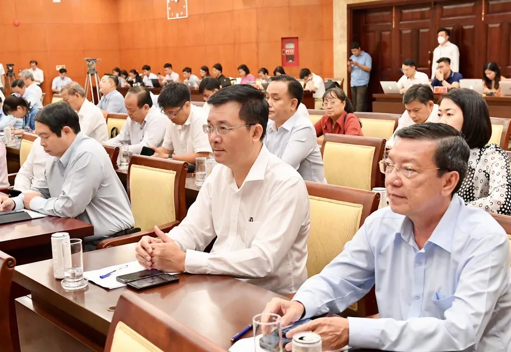 TPHCM tái cơ cấu kinh tế theo hướng nâng cao tính tự chủ, thích ứng và chống chịu cao ảnh 5