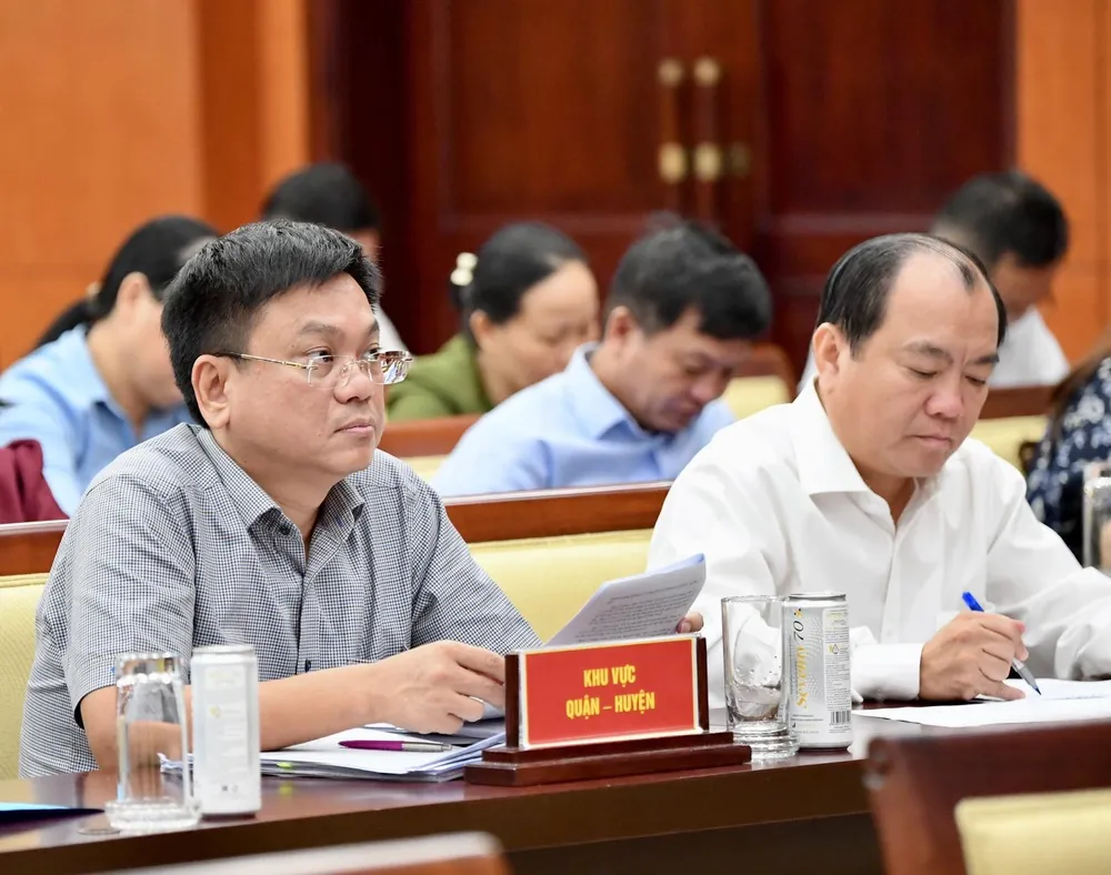 Kỳ họp thứ 8 HĐND TPHCM khóa X: Dự kiến, hôm nay đại biểu chất vấn Chủ tịch UBND TPHCM ảnh 3