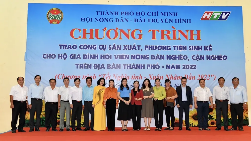 Đồng hành cùng nông dân TPHCM vươn lên thoát nghèo, làm giàu ảnh 1