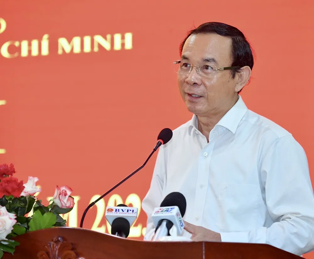 Bí thư Thành ủy TPHCM Nguyễn Văn Nên ghi nhận viện kiểm sát 2 cấp của TPHCM đã hoàn thành, vượt các chỉ tiêu quan trọng được giao. Ảnh: VIỆT DŨNG