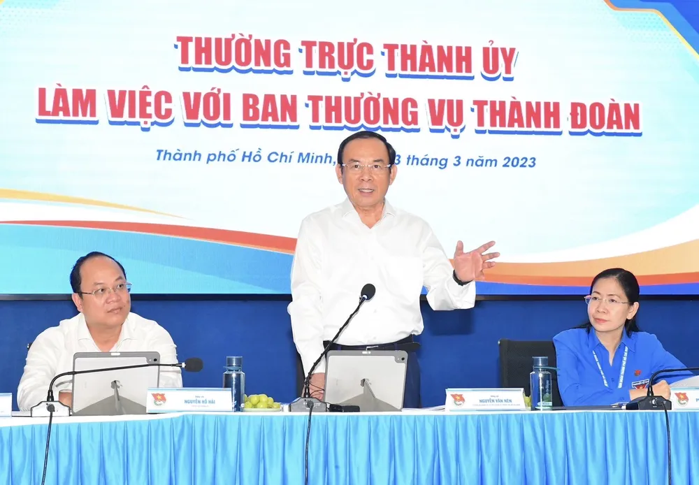 Bí thư Thành ủy TPHCM phát biểu kết luận buổi làm việc. Ảnh: VIỆT DŨNG Bí thư Thành ủy TPHCM phát biểu kết luận buổi làm việc. Ảnh: VIỆT DŨNG