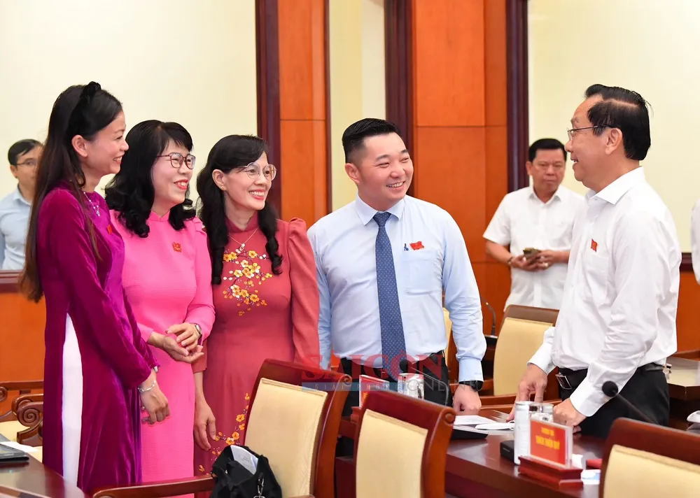 Đại biểu HĐND TPHCM dự kỳ họp chuyên đề. Ảnh: VIỆT DŨNG Đại biểu HĐND TPHCM dự kỳ họp chuyên đề. Ảnh: VIỆT DŨNG