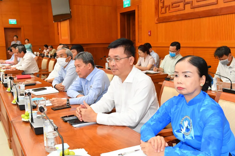 Các đại biểu tại buổi gặp mặt. Ảnh: VIỆT DŨNG