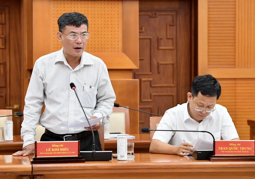 Phó Trưởng Ban Nội chính Thành ủy TPHCM Lê Kim Hiếu phát biểu. Ảnh: VIỆT DŨNG