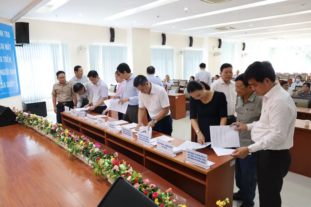 Qua 2 đợt bốc thăm ngẫu nhiên, Thanh tra TPHCM đã chọn được 266 người để xác minh tài sản, thu nhập Qua 2 đợt bốc thăm ngẫu nhiên, Thanh tra TPHCM đã chọn được 266 người để xác minh tài sản, thu nhập