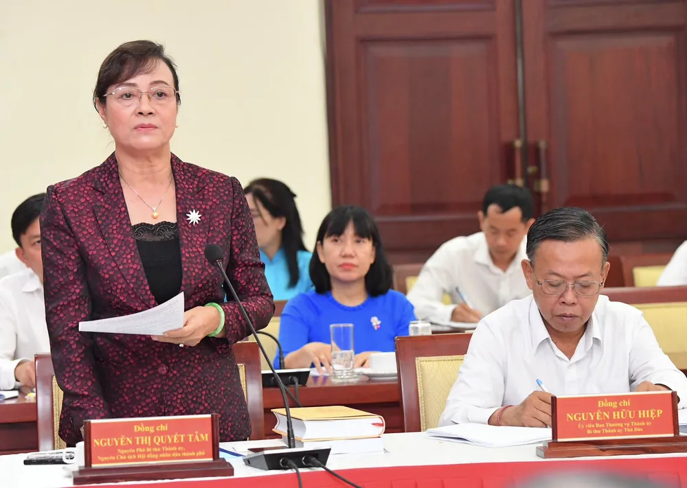 Nguyên Chủ tịch HĐND TPHCM Nguyễn Thị Quyết Tâm phát biểu tại hội thảo. Ảnh: VIỆT DŨNG