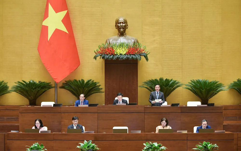 Quốc hội thảo luận tại hội trường về dự thảo Luật Các tổ chức tín dụng (sửa đổi). Ảnh: VIẾT CHUNG Quốc hội thảo luận tại hội trường về dự thảo Luật Các tổ chức tín dụng (sửa đổi). Ảnh: VIẾT CHUNG