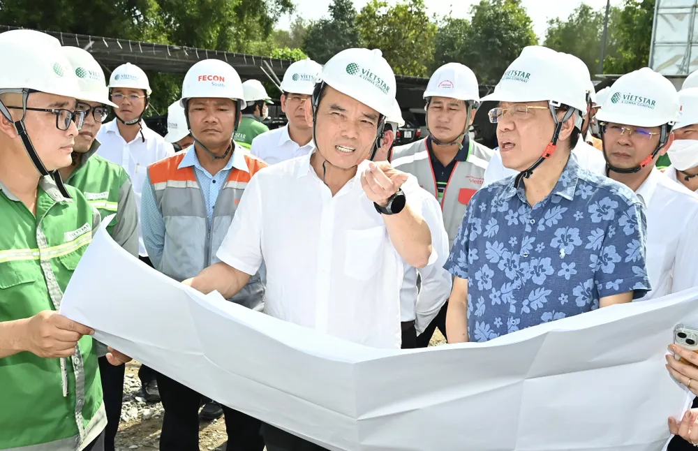 Bí thư Thành ủy TPHCM kiểm tra công tác xử lý rác thải