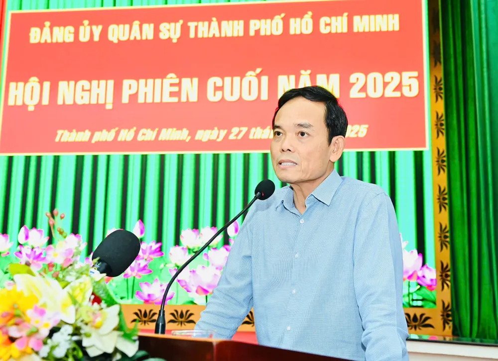 Bí thư Thành ủy TPHCM Trần Lưu Quang kết luận hội nghị. Ảnh: VIỆT DŨNG