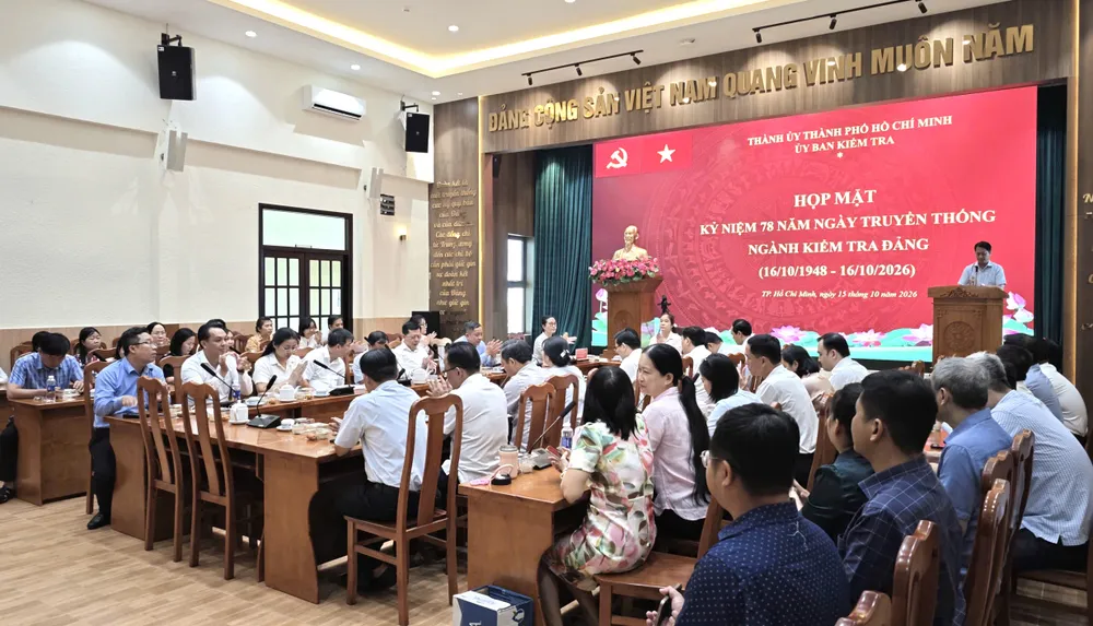 Hình 2 - Cơ quan Ủy ban Kiểm tra Thành ủy họp mặt kỷ niệm 78 năm Ngày truyền thống ngành Kiểm tra Đảng.jpg