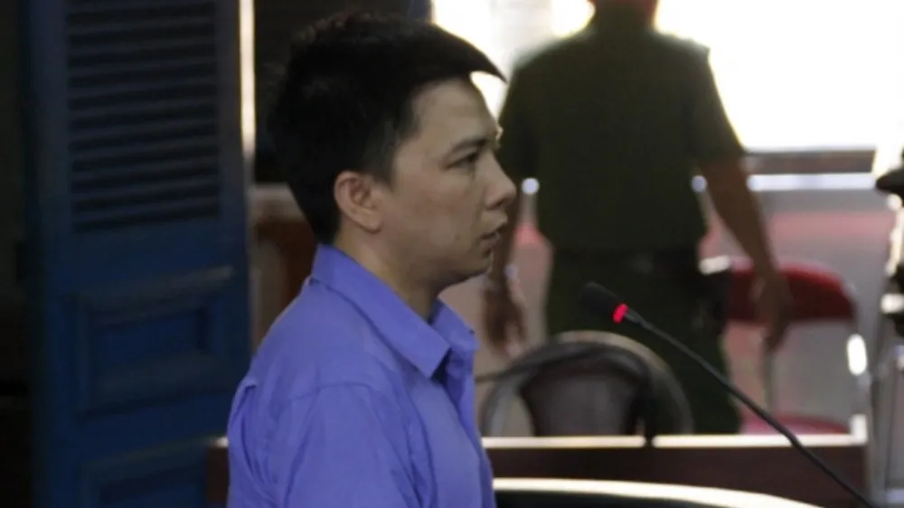 Hung hăng đâm chết người, Hồ Thanh Hùng bị tăng án