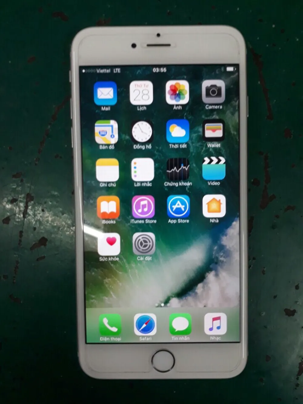 Ngủ say ngoài đường, bị trộm tài sản ảnh 1