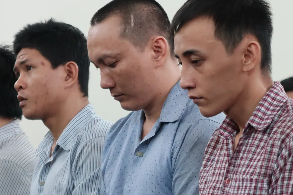 Băng nhóm trấn lột hành khách lãnh án ảnh 1