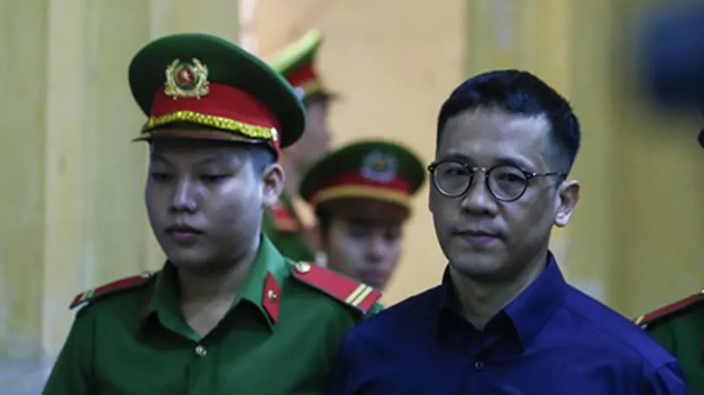 Xét xử vụ án Phạm Công Danh và đồng bọn giai đoạn 2: Tuyên trả hồ sơ để điều tra bổ sung ảnh 3