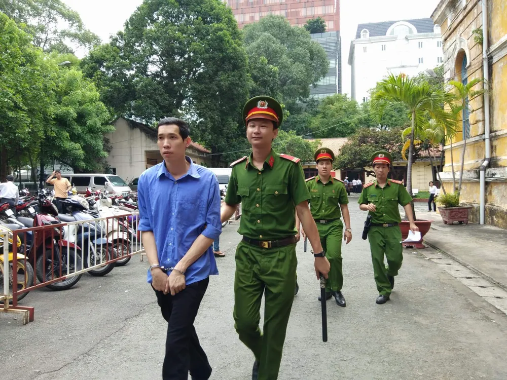 Vụ tham ô tại chi nhánh Agribank Mạc Thị Bưởi: Tăng án nguyên phó giám đốc phòng giao dịch ảnh 1