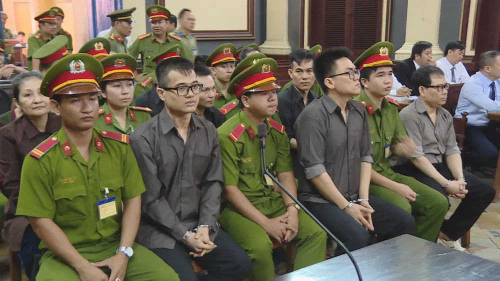 Xét xử 12 bị cáo hoạt động lật đổ chính quyền nhân dân ảnh 1