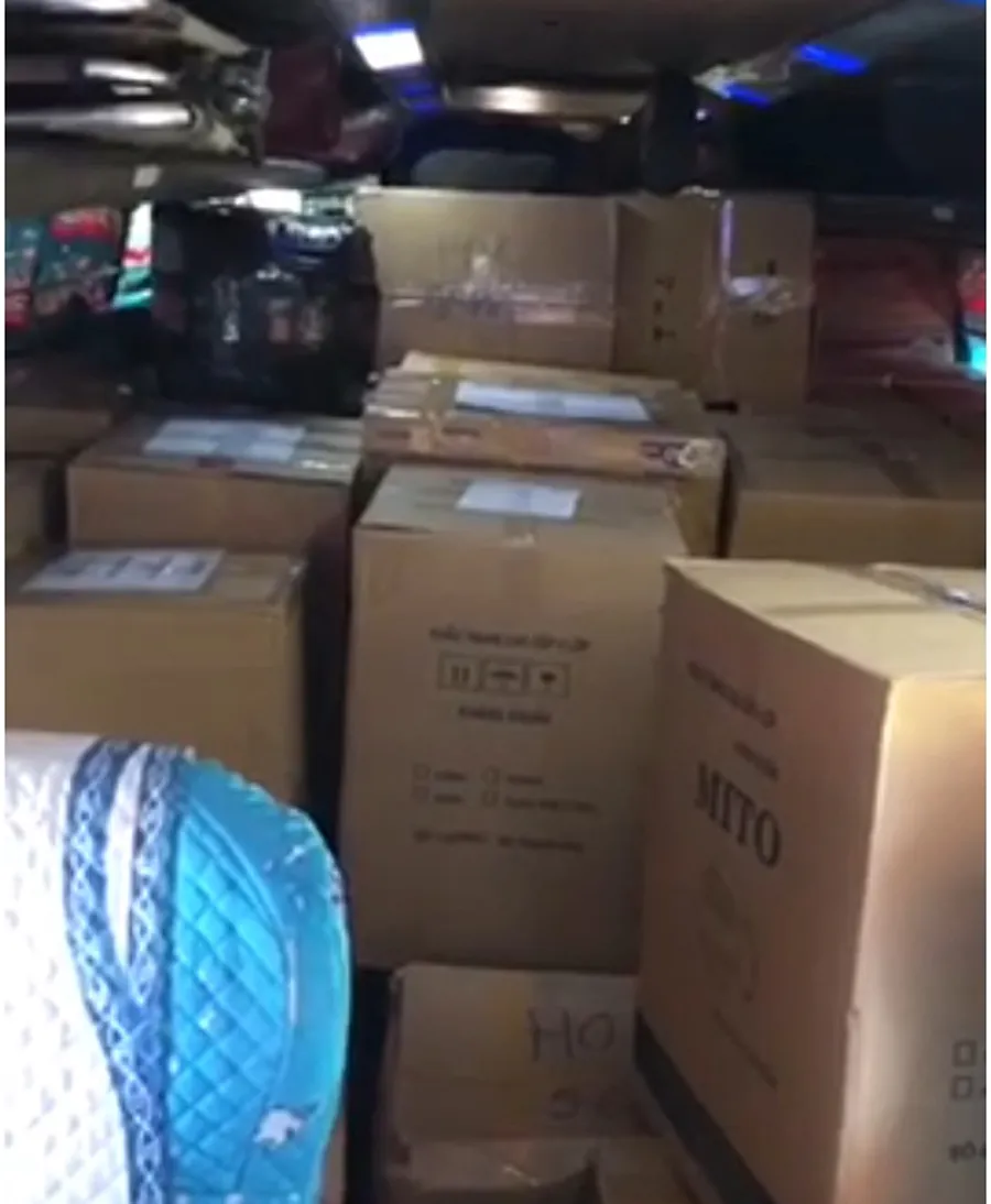 Thu giữ hơn 400.000 khẩu trang không có hóa đơn chứng từ ảnh 1