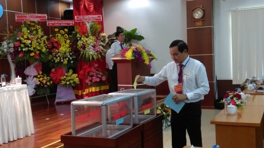 Năm 2025, tất cả các hộ dân nông thôn đều có điện ảnh 1