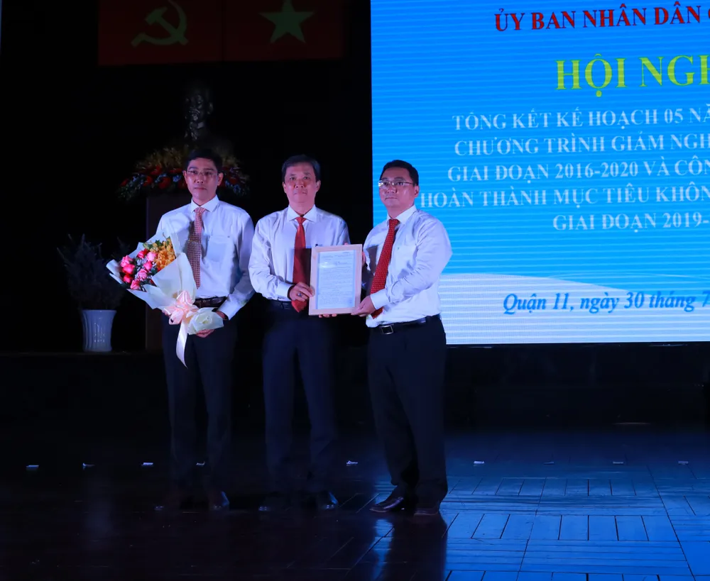 Quận 11 hoàn thành mục tiêu không còn hộ nghèo theo chuẩn nghèo thành phố giai đoạn 2019-2020 ảnh 1