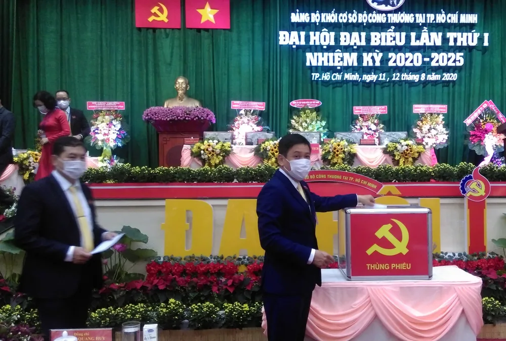 Tăng cường sự lãnh đạo của tổ chức cơ sở đảng ở các doanh nghiệp ảnh 2