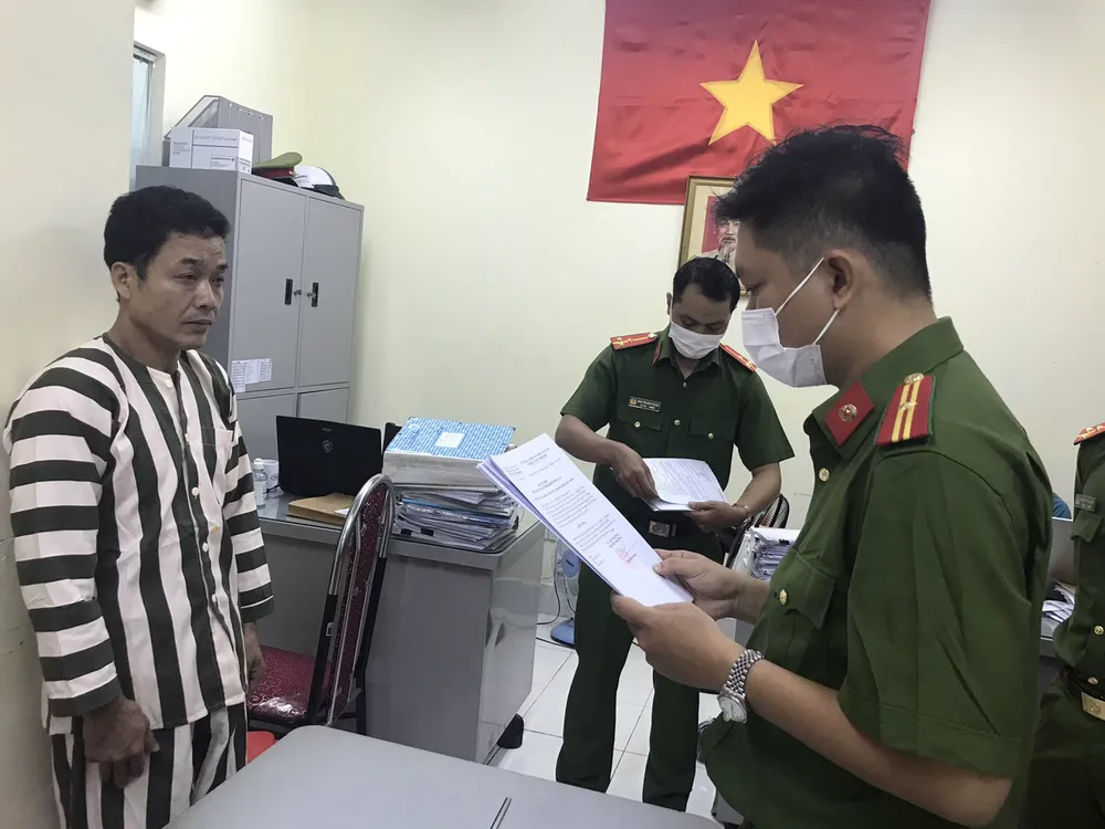 Găng tay y tế giả “lên đời” từ găng tay trôi nổi, kém chất lượng ảnh 2