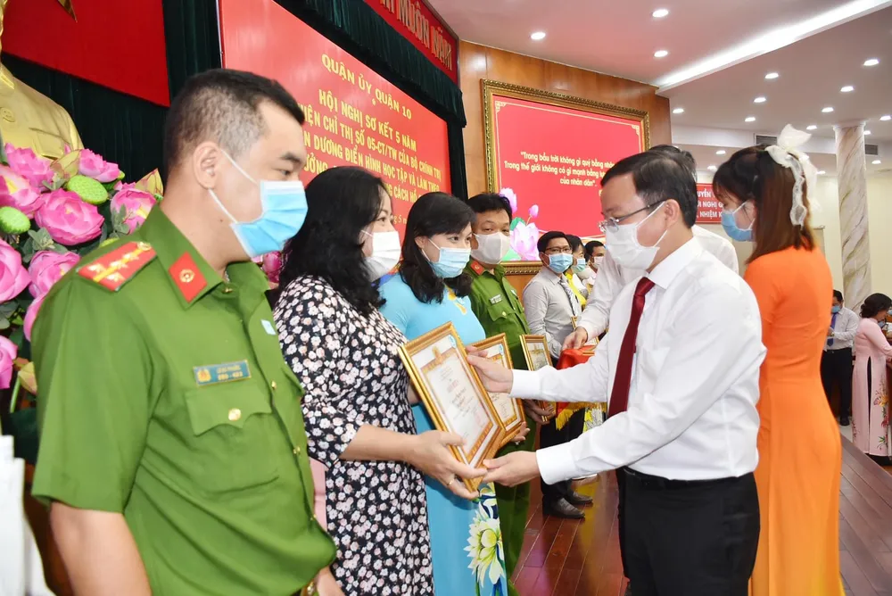 Học tập và làm theo Bác bằng những giải pháp thiết thực  ảnh 2