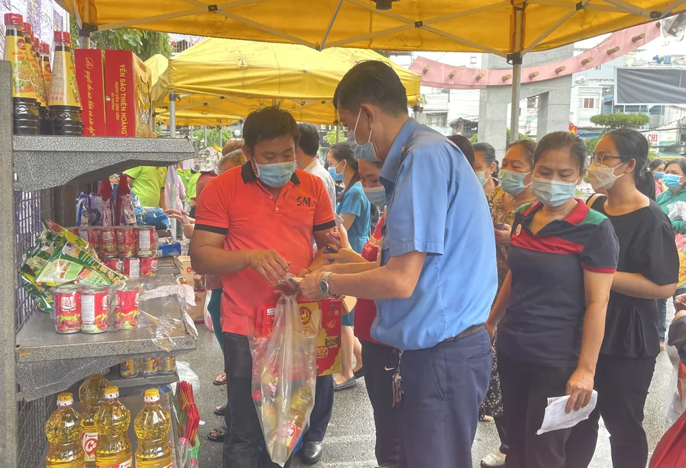 Nhiều hoạt động chăm lo thiết thực trong Tháng công nhân năm 2022 ảnh 4