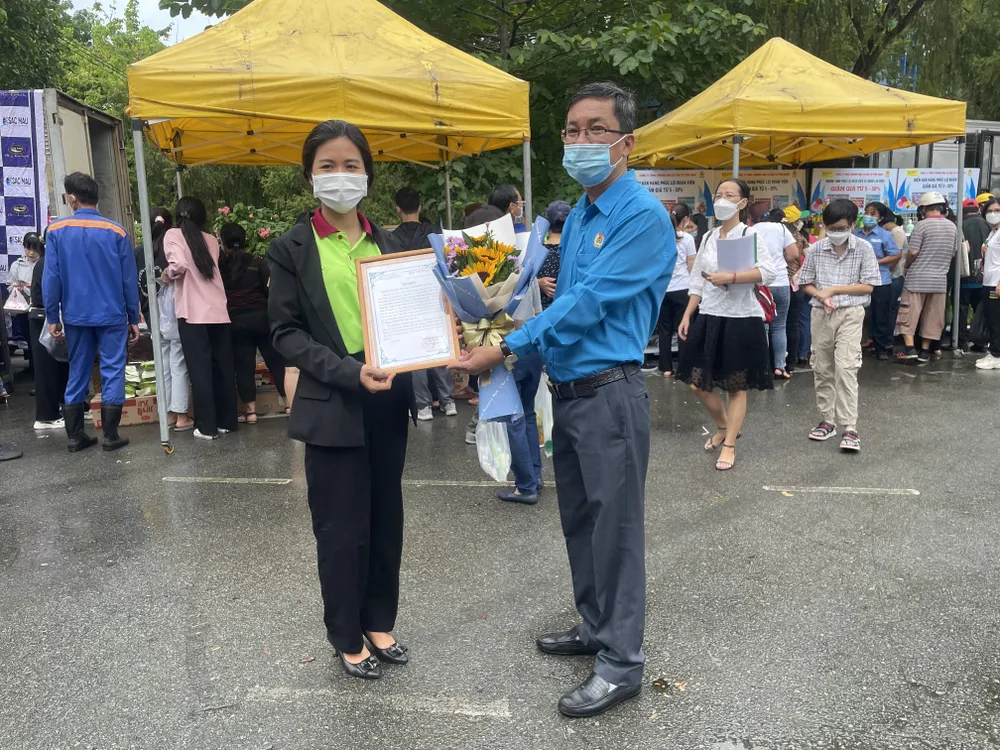 Nhiều hoạt động chăm lo thiết thực trong Tháng công nhân năm 2022 ảnh 5