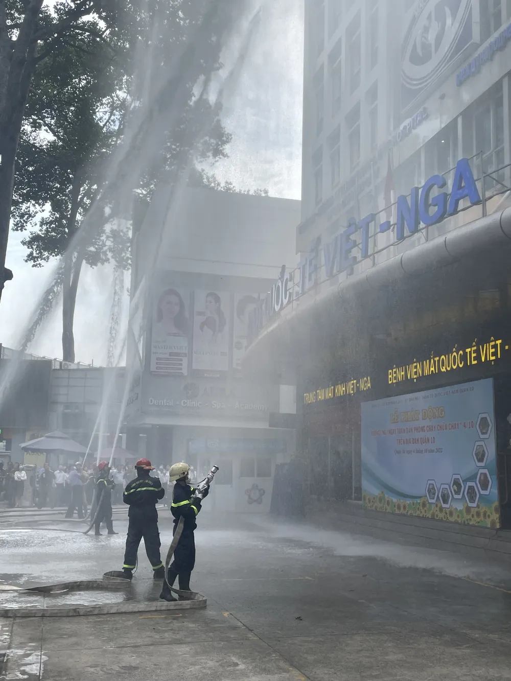 Tuyên dương 61 cán bộ chiến sĩ cảnh sát PCCC TPHCM có thành tích xuất sắc ảnh 12