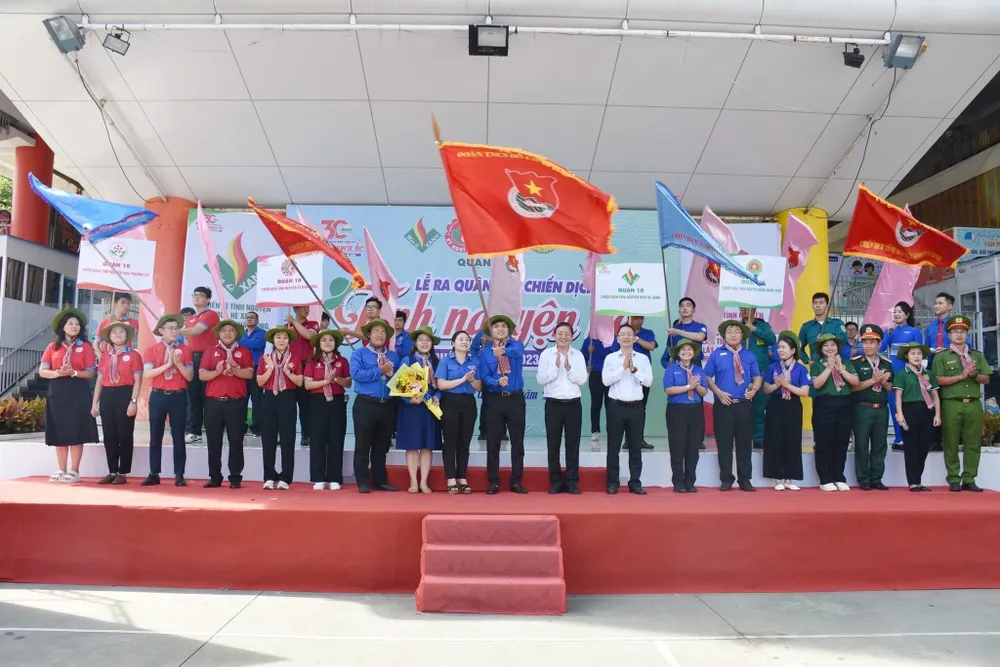 Xuất quân thực hiện các chiến dịch tình nguyện hè