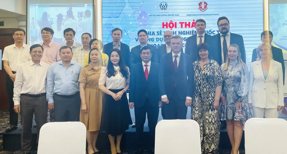 Đẩy mạnh ứng dụng công nghệ số trong hoạt động công chứng (5).jpg