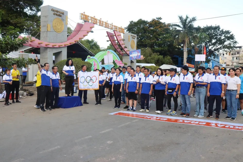 Gần 10.000 người dân, du khách tham quan và trải nghiệm tại Lễ hội Sống khỏe quận 10 (1).JPG