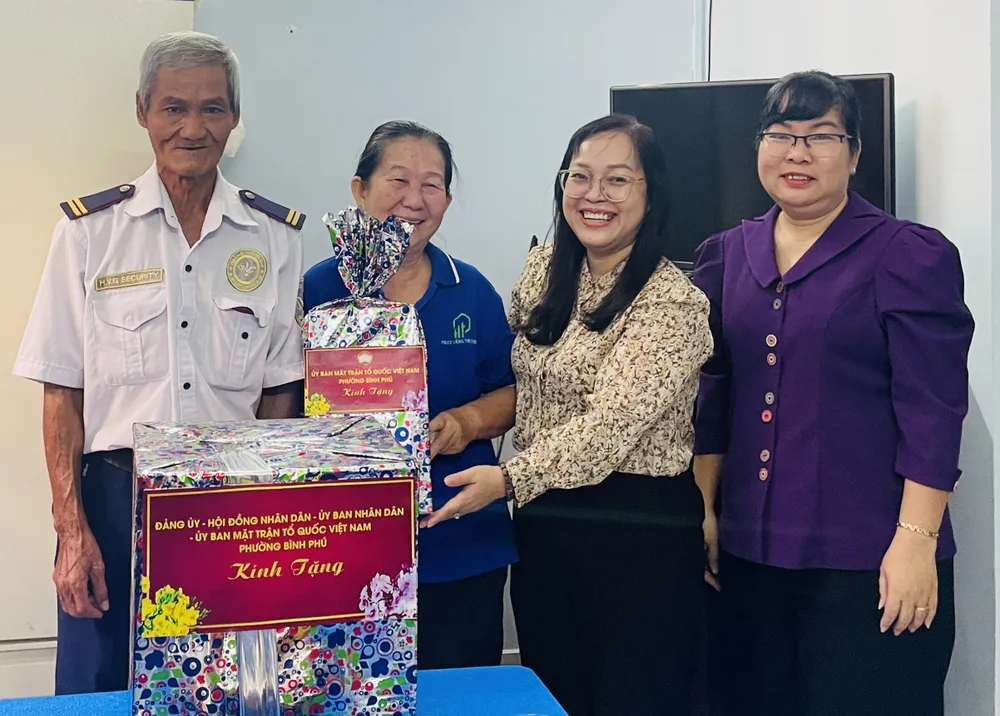 Phường Bình Phú bàn giao nhà Đại đoàn kết (2).jpg