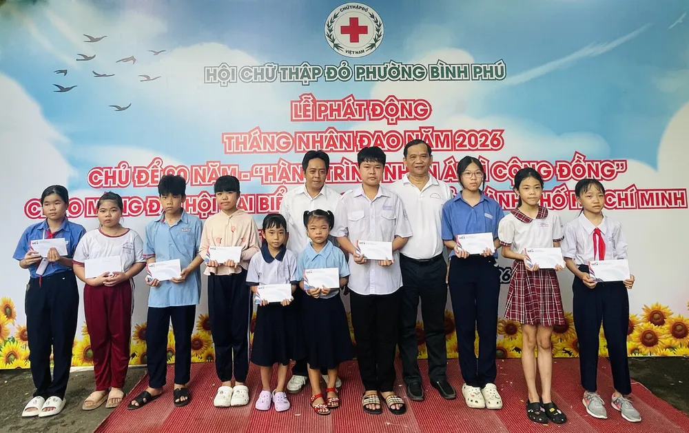 Phường Bình Phú phát động Tháng Nhân đạo (1).jpg