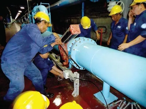 Cúp nước diện rộng ở trung tâm TPHCM trong nhiều giờ ảnh 1