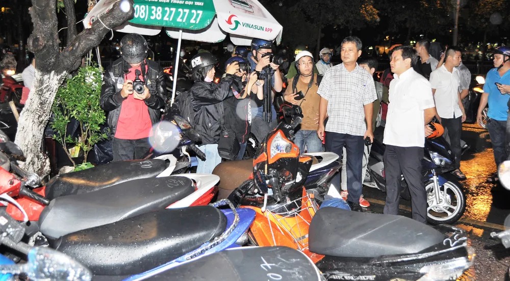 Quận 1 nói gì về việc “dọn dẹp vỉa hè phải có kế hoạch được duyệt”? ảnh 1