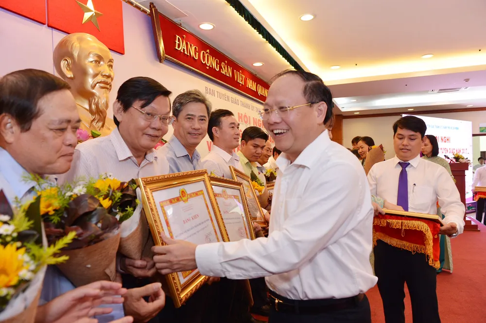 Bí thư Thành ủy TPHCM Nguyễn Thiện Nhân: Nghiên cứu lập khu đô thị sáng tạo ở phía Đông TPHCM ảnh 3